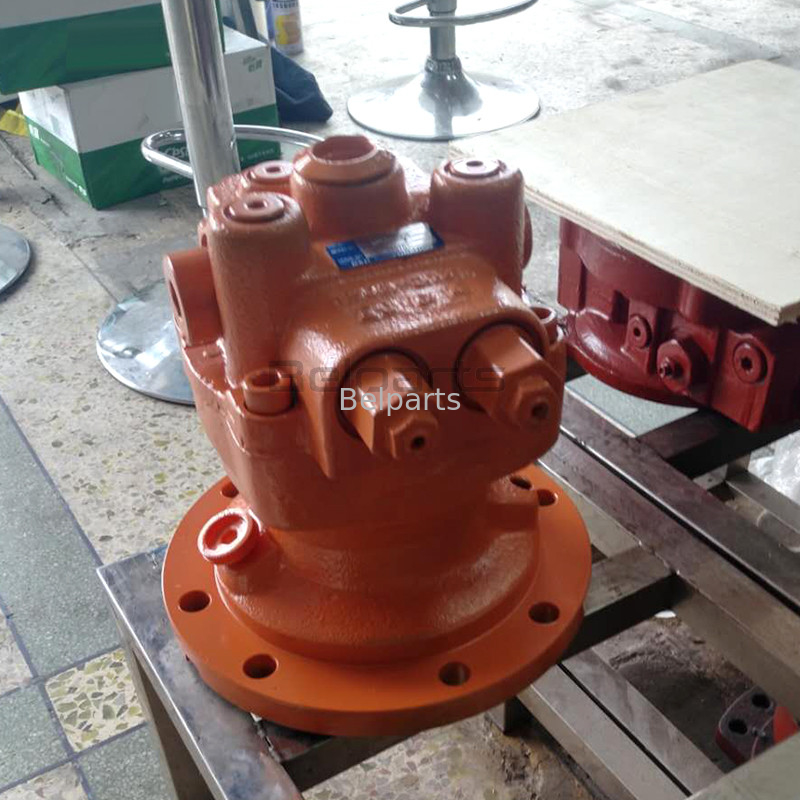 Ekskavatör Yedek Parçaları 4404045 Salıncak Motoru Assy Hitachi Ex50 Hidrolik Motorlu Salıncak