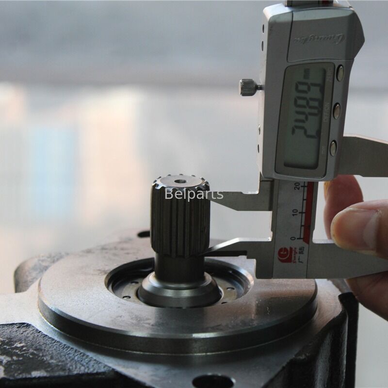 PC15 Komatsu Ekskavatör Yedek Parçaları İçin Hidrolik Ana Pompa PVD-0B-18P-6G3-4191A Eksenel Pistonlu Pompa