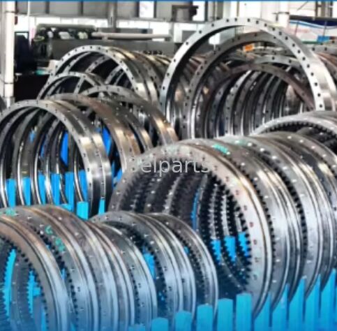 ZX135 Hitach kazıcı yedek parçaları için kaydırma rulmanı 17080867 Slew Ring Swing Circle