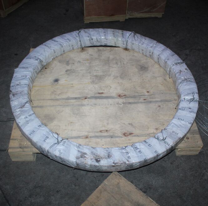 U48-4 Kubota Ekskavator yedek parçaları için kaydırma rulmanı RD451-19110 Swing Circle Slew Ring Aftermarket