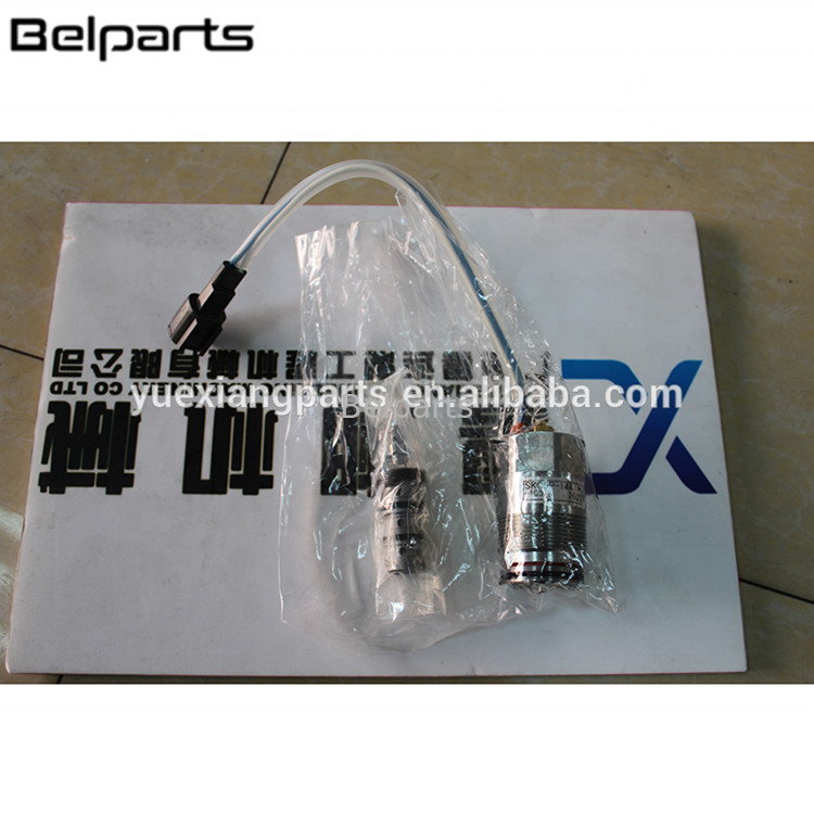 Belparts Ekskavatör Yedek Parçaları EX450-5 K3V180 4368974 KDRDE5K-10 40C50-T Regülatör Solenoid Valfı