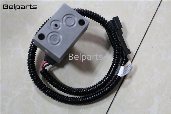 Belparts Ekskavatör Yedek Parça Hidrolik Pompa Kontrol Pilot Valfi 702-21-57400 PC200-8 PC220-8 PC300-8 için Solenoid Valf